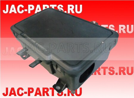 Коробка предохранителей на раме возле аккумуляторов JAC N350 N410 4010020G1P14