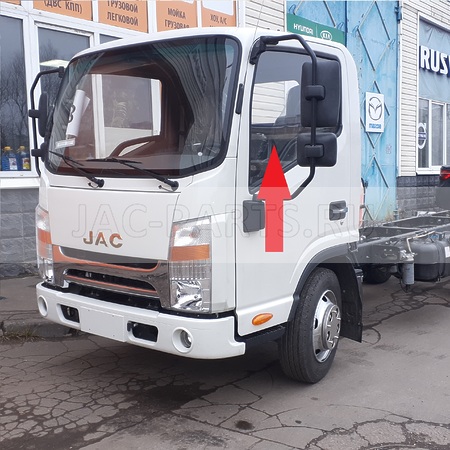 Стекло двери левое JAC N56 6103100LE010