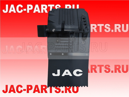 Брызговик правый в сборе с кронштейном JAC N120 Z8403210LE094(LE094) 8403210LE094 Z8403210LE094LE094